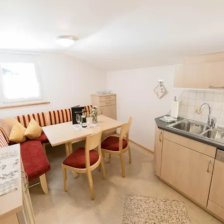 Apartamento Gaestehaus Laurin *