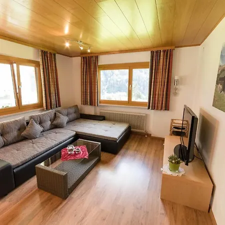 Gaestehaus Laurin Apartamento *